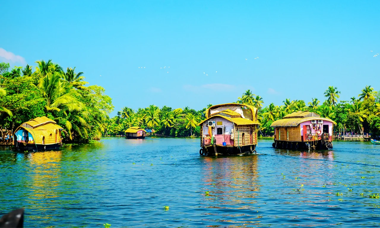 kumarakom houseboat BOOKING